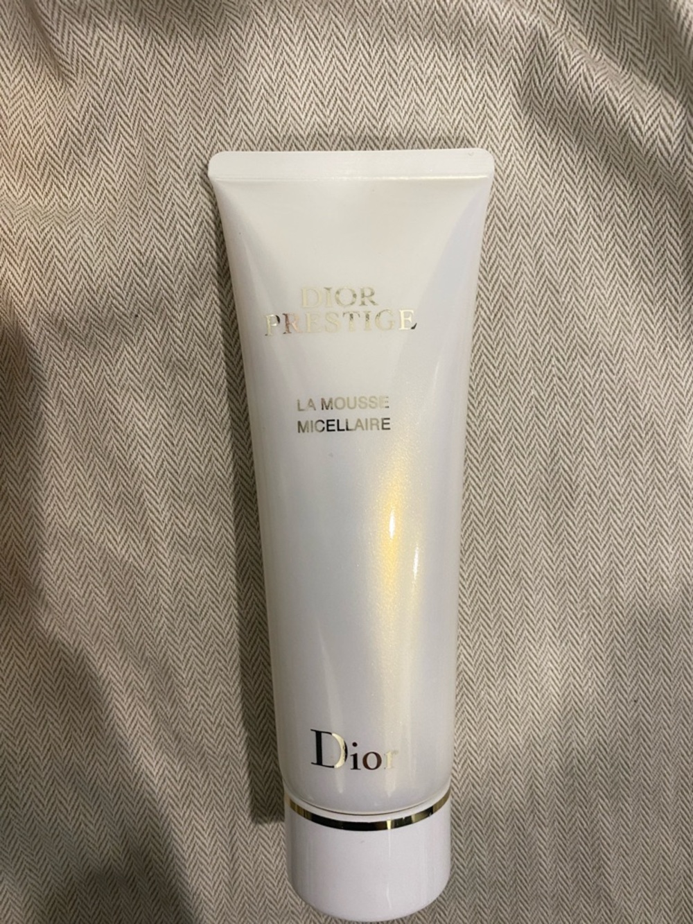 Dior Prestige La Mousse Micellaire - Champagne Gold & Black - Picture 2 of 5